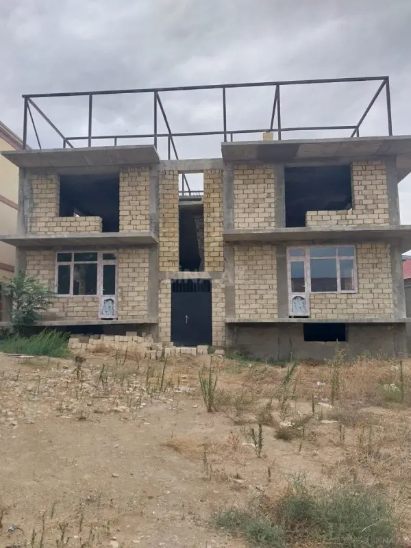 Satılır 3 otaqlı həyət evi 120 m²