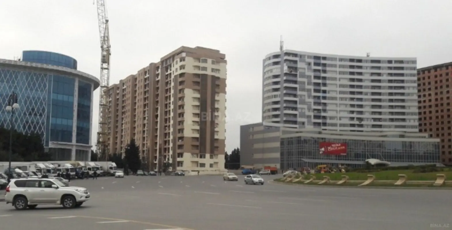 Satılır 2 otaqlı mənzil 64 m²