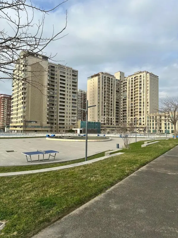 Satılır 2 otaqlı mənzil 95.7 m²
