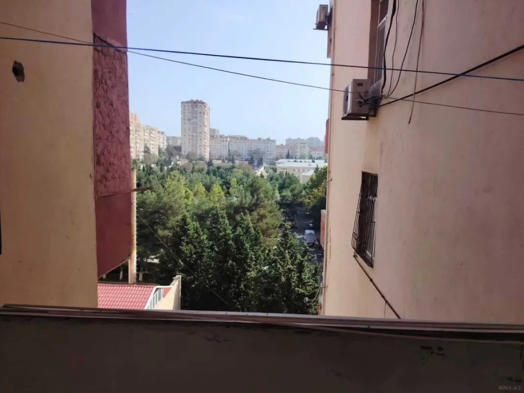 Kirayə verilir 2 otaqlı mənzil 110 m²