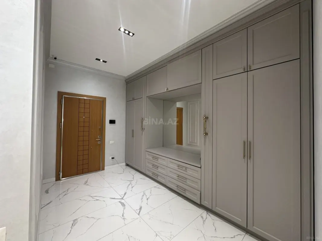 Kirayə verilir 2 otaqlı mənzil 100 m²