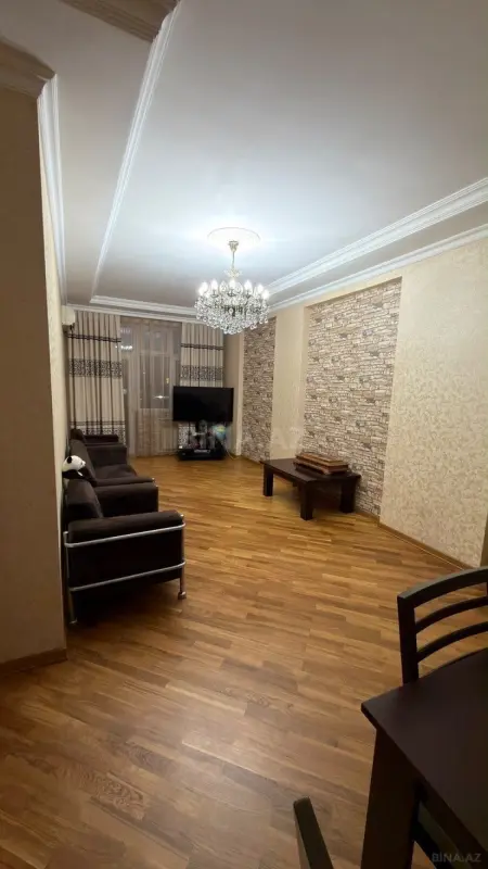 Satılır 3 otaqlı mənzil 120 m²