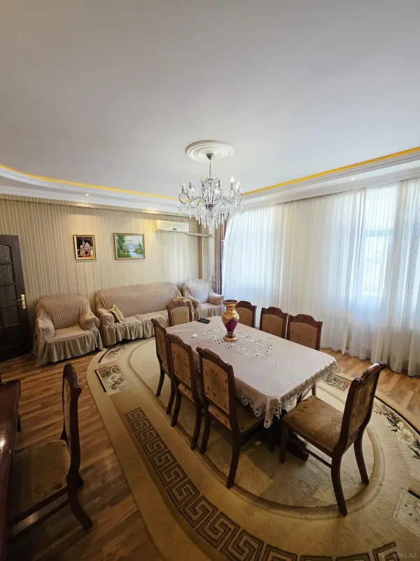 Satılır 3 otaqlı mənzil 100 m²