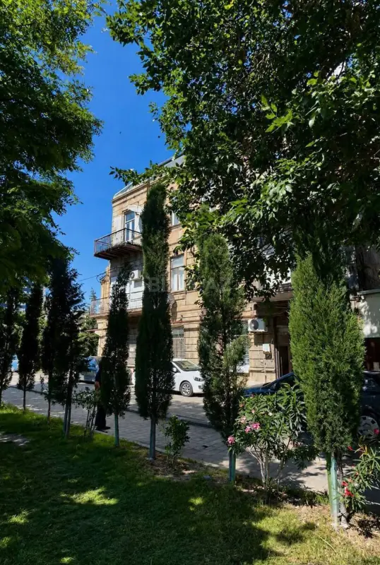 Satılır 2 otaqlı mənzil 43 m²
