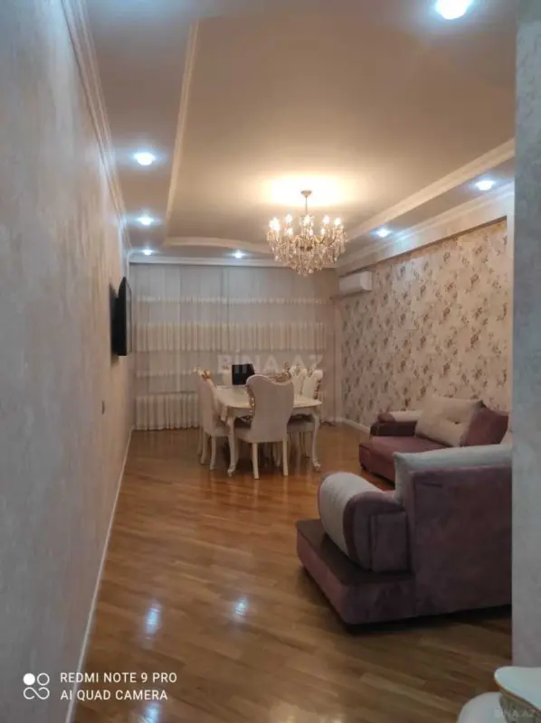 Kirayə verilir 3 otaqlı mənzil 147 m²
