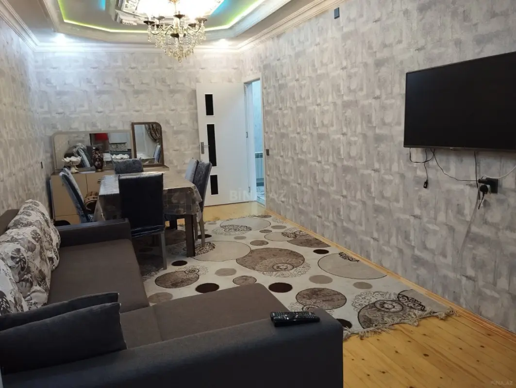 Satılır 4 otaqlı mənzil 100 m²