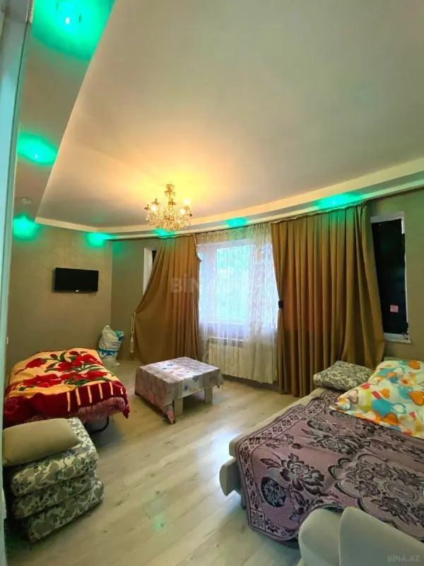 Satılır 2 otaqlı mənzil 70 m²