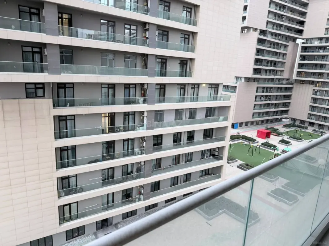Kirayə verilir 3 otaqlı mənzil 110 m²