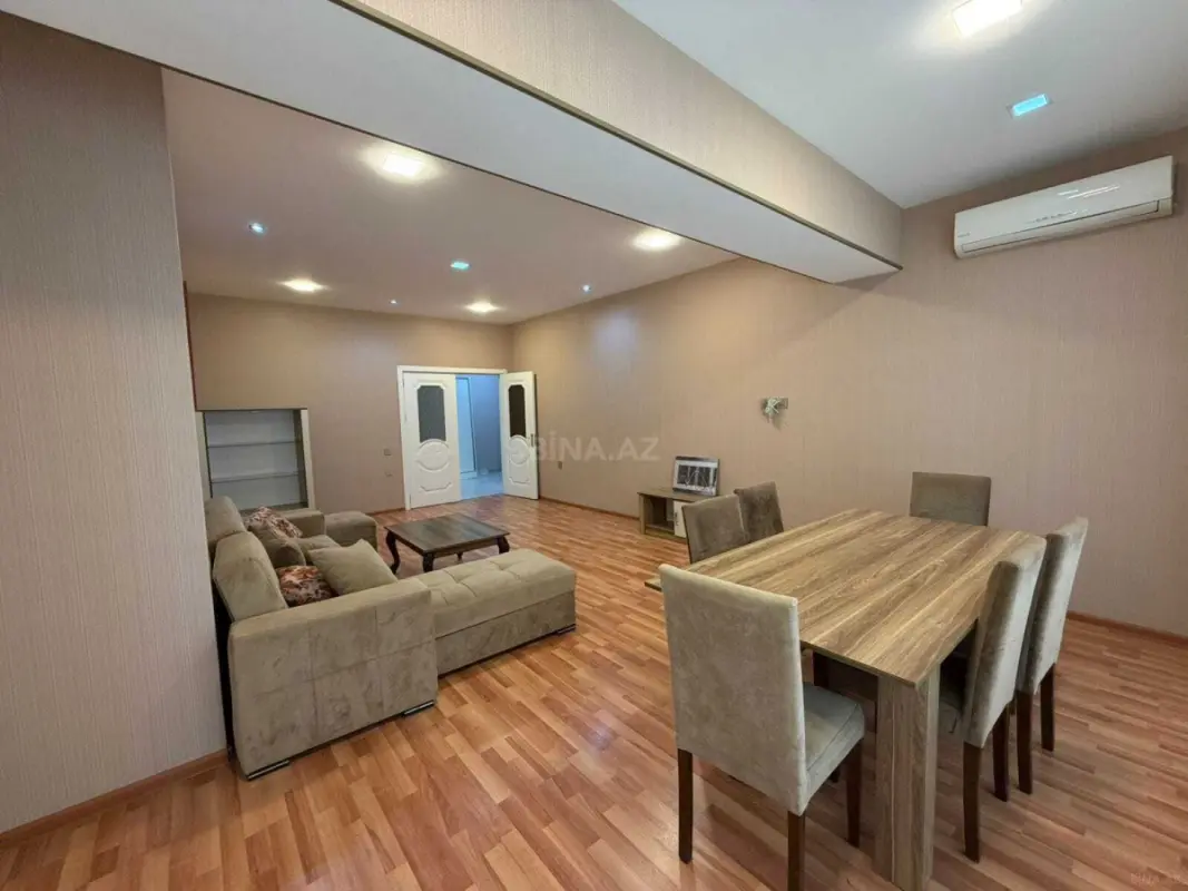Kirayə verilir 3 otaqlı mənzil 113 m²