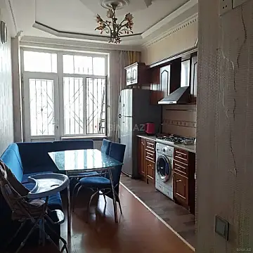 Kirayə verilir 3 otaqlı mənzil 135 m² — Bakı, Nəsimi 3 otaq 135.00 m²