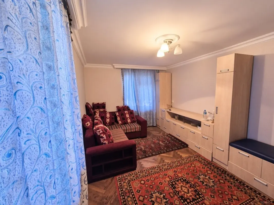 Satılır 1 otaqlı mənzil 35 m²