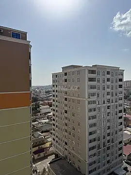 Satılır 3 otaqlı mənzil 146 m² — Bakı, İnşaatçılar 3 otaq 146.00 m²