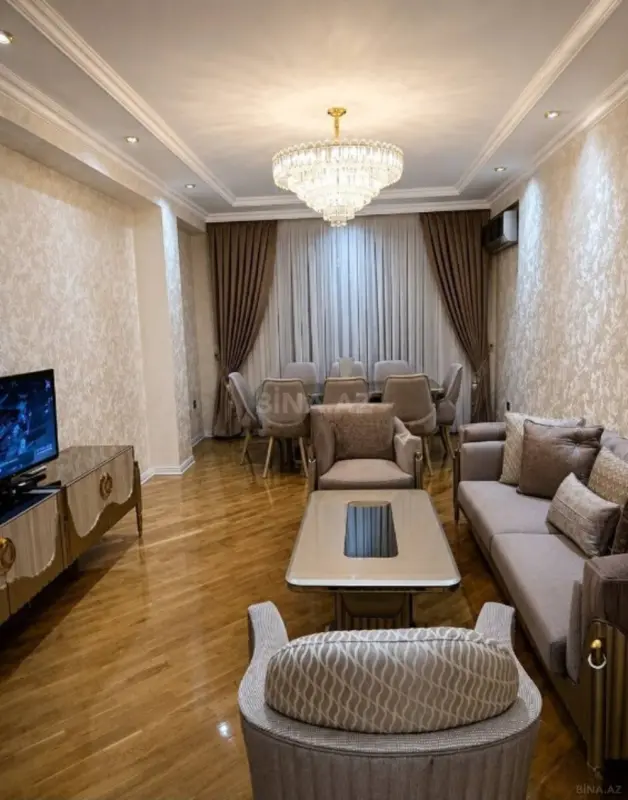 Satılır 3 otaqlı mənzil 120 m²