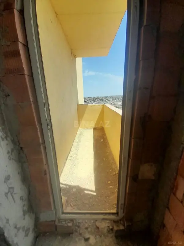 Satılır 2 otaqlı mənzil 80 m²
