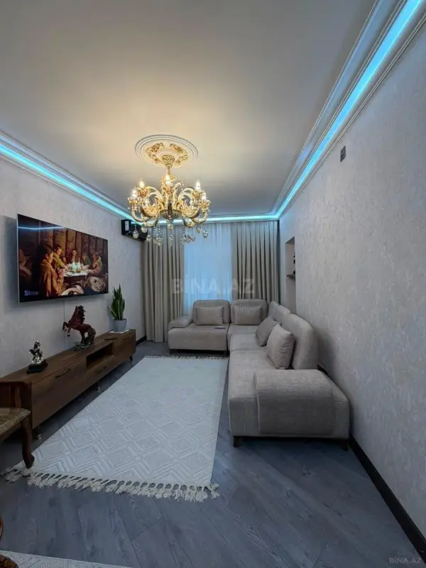 Satılır 3 otaqlı mənzil 83 m²