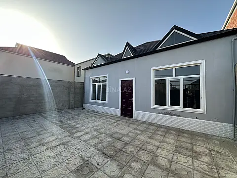 Satılır 4 otaqlı həyət evi 100 m² — Bakı 4 otaq 100.00 m²