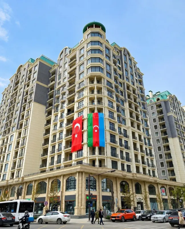 Satılır 3 otaqlı mənzil 115 m²