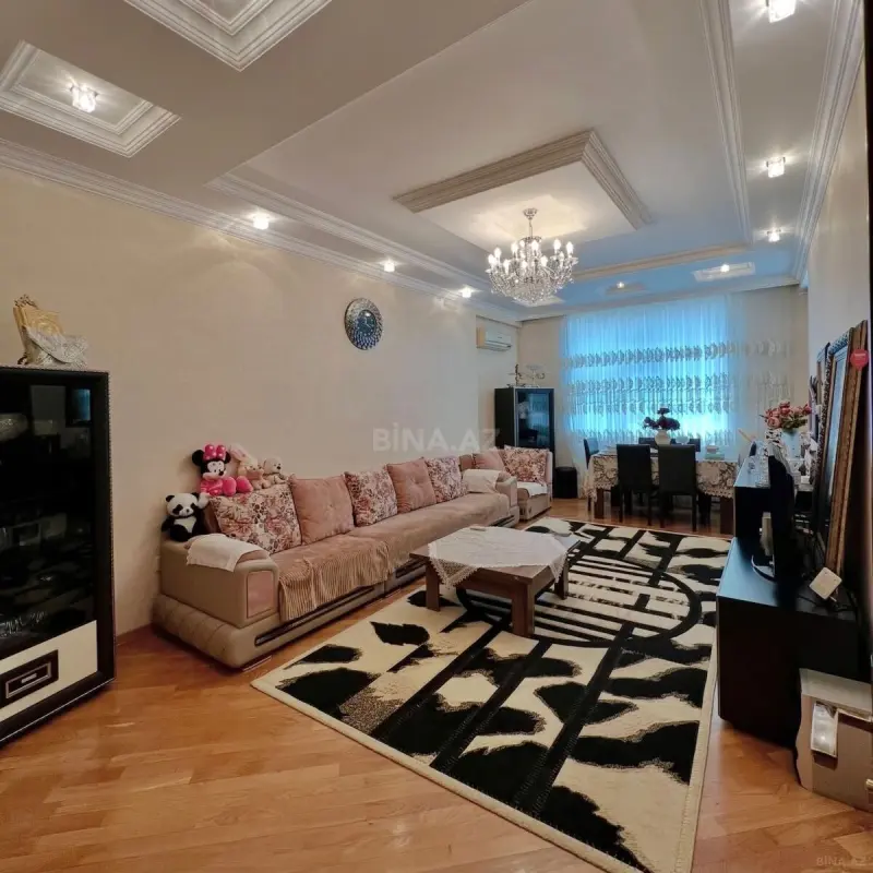 Satılır 3 otaqlı mənzil 118 m²