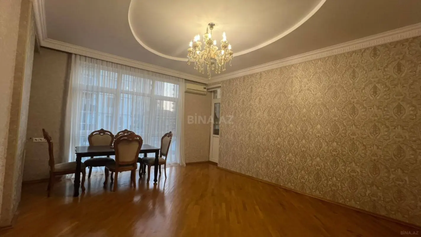 Kirayə verilir 2 otaqlı mənzil 76 m²