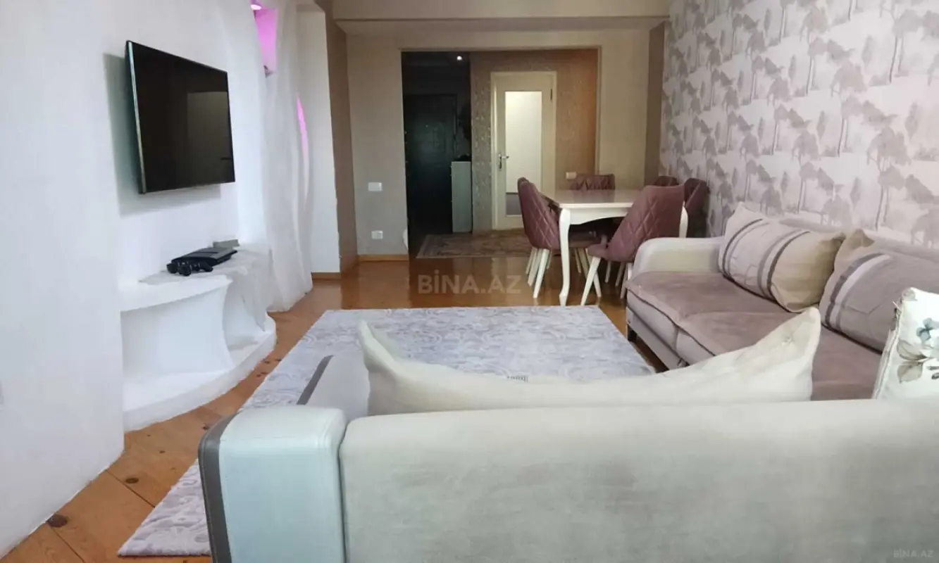 Satılır 3 otaqlı mənzil 115 m²