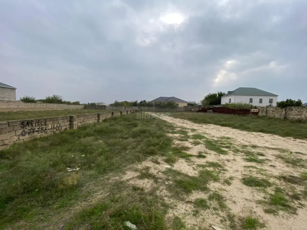 Satılır torpaq sahəsi 12 m²