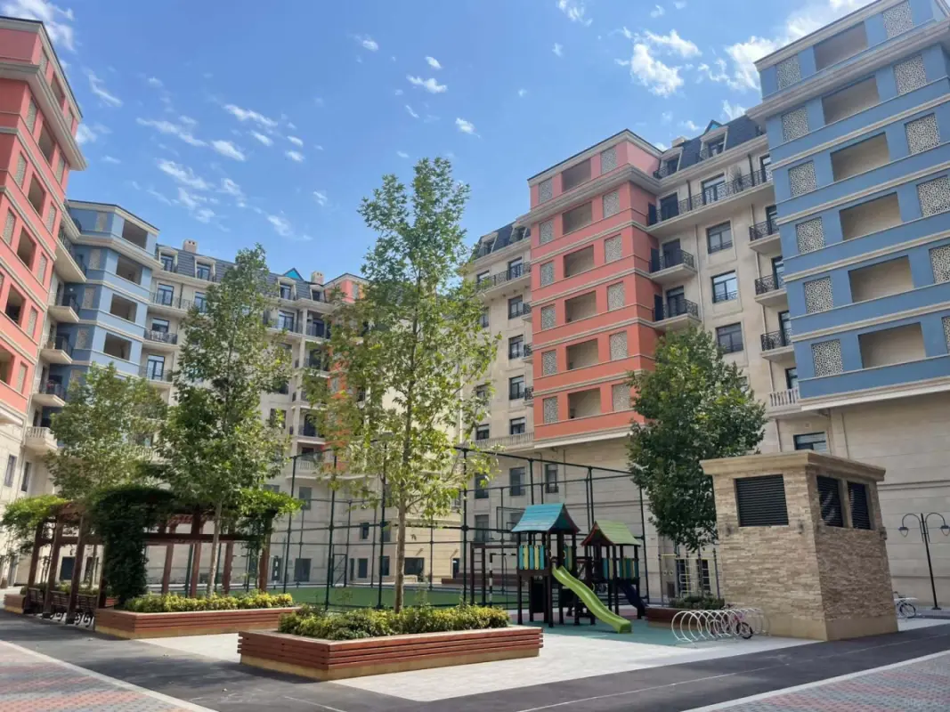 Kirayə verilir 3 otaqlı mənzil 95 m²