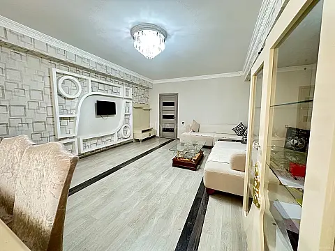 Kirayə verilir 2 otaqlı mənzil 77 m² — Bakı, İnşaatçılar 2 otaq 77.00 m²