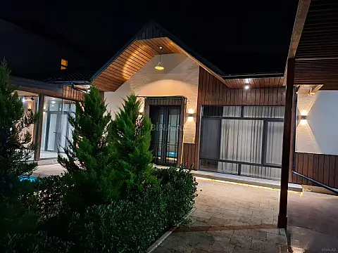Kirayə verilir 4 otaqlı həyət evi 180 m² — Bakı, Buzovna 4 otaq 180.00 m²