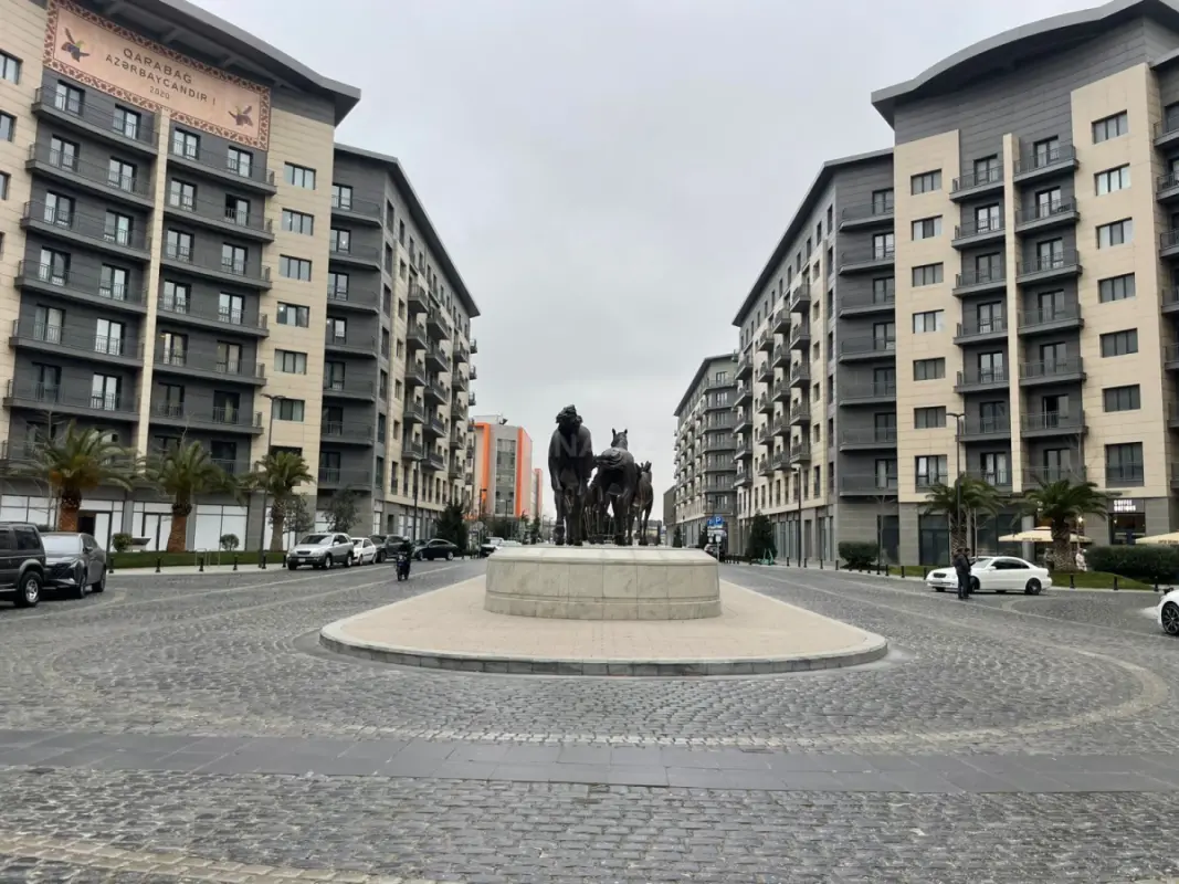 Kirayə verilir 3 otaqlı mənzil 105 m²
