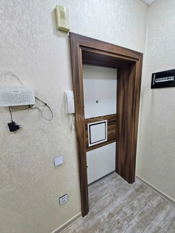 Satılır 3 otaqlı mənzil 110 m²