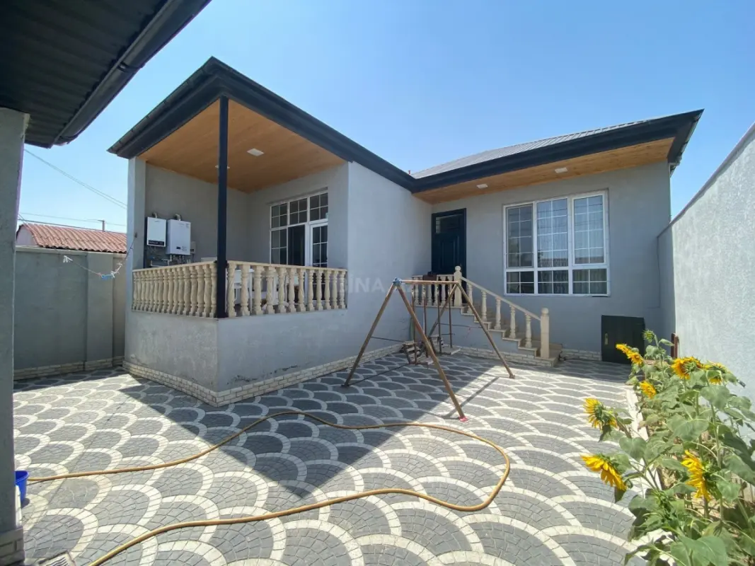 Satılır 4 otaqlı həyət evi 110 m²