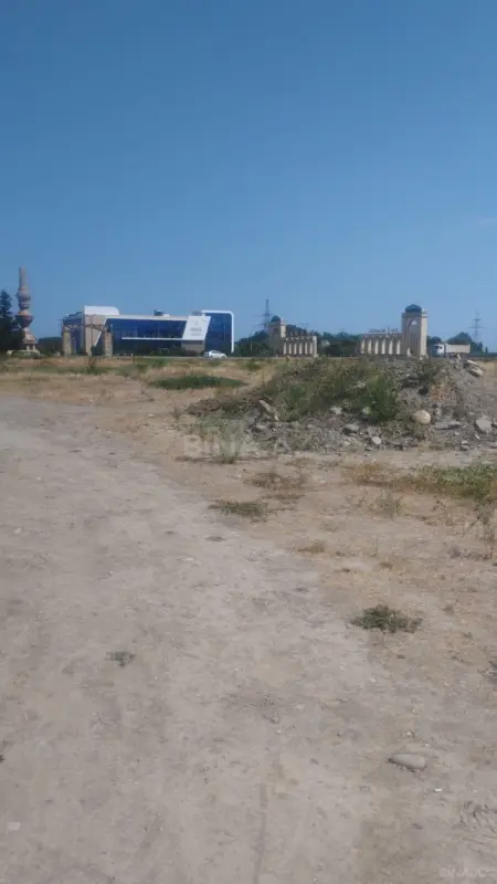 Satılır torpaq sahəsi 6 m²