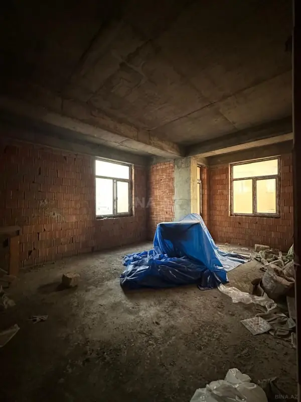 Satılır 2 otaqlı mənzil 75 m²