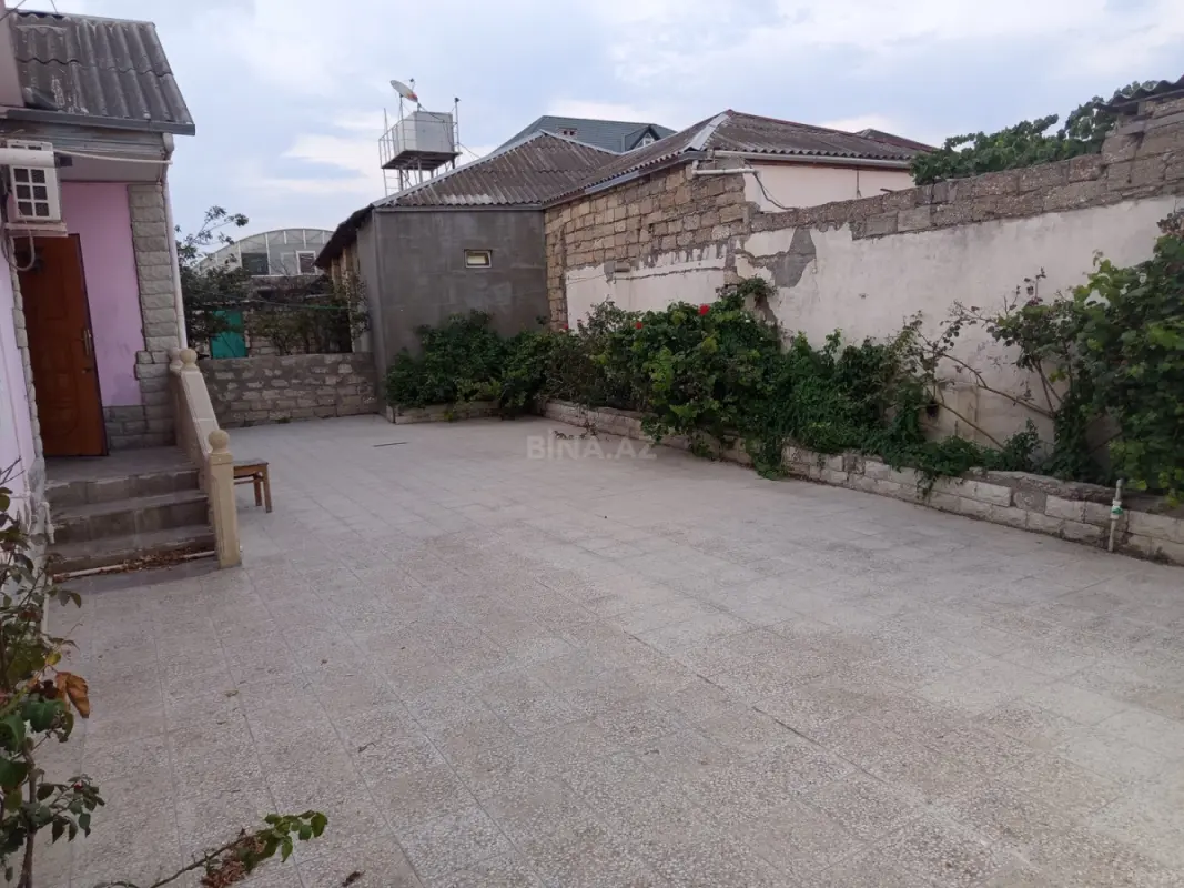 Kirayə verilir 4 otaqlı həyət evi 120 m²