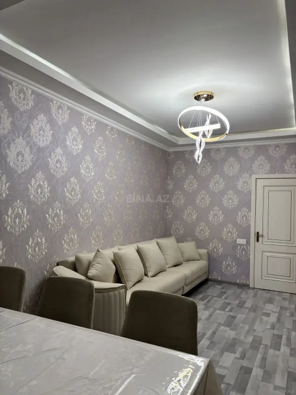Satılır 2 otaqlı mənzil 57 m²