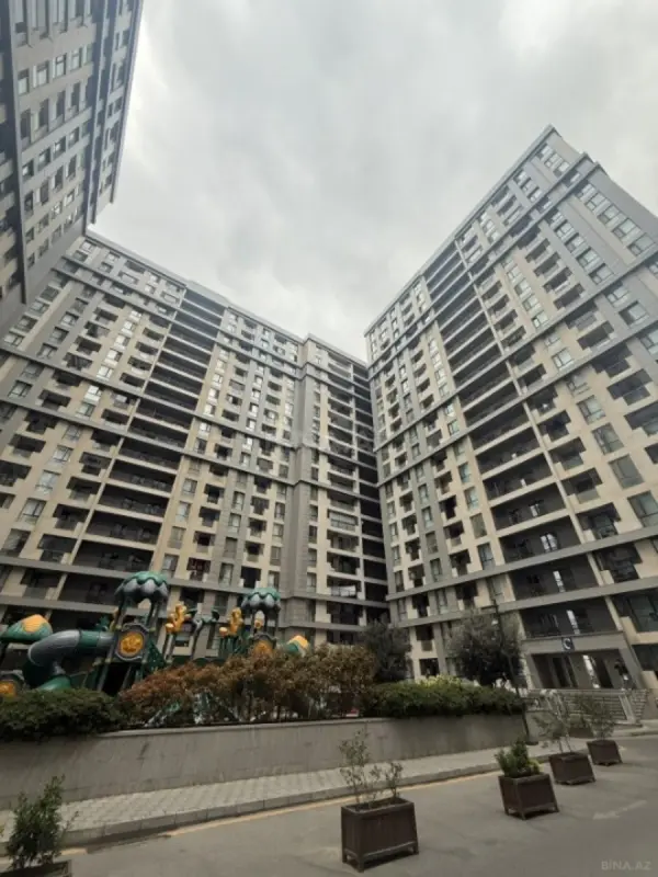 Satılır 2 otaqlı mənzil 52 m²