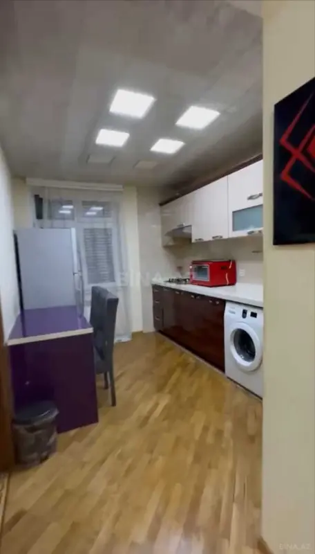 Kirayə verilir 4 otaqlı mənzil 90 m²