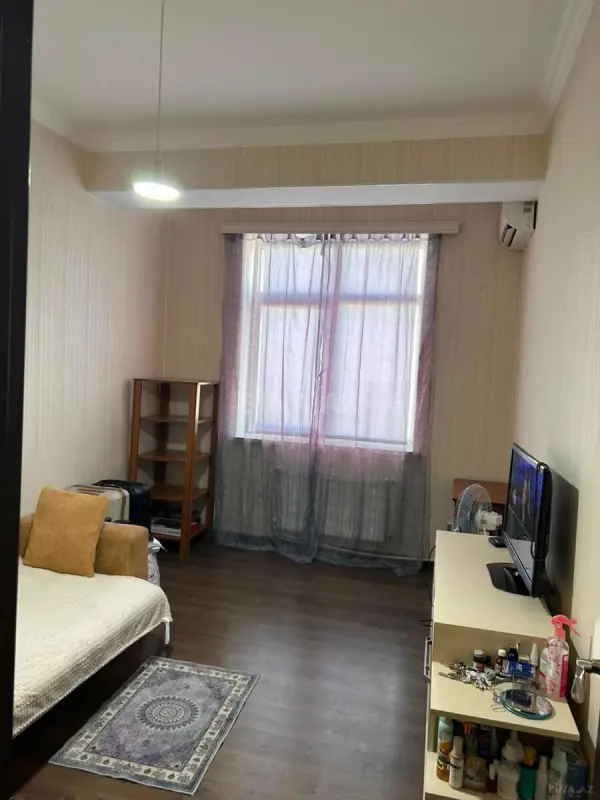 Satılır 1 otaqlı mənzil 36 m²