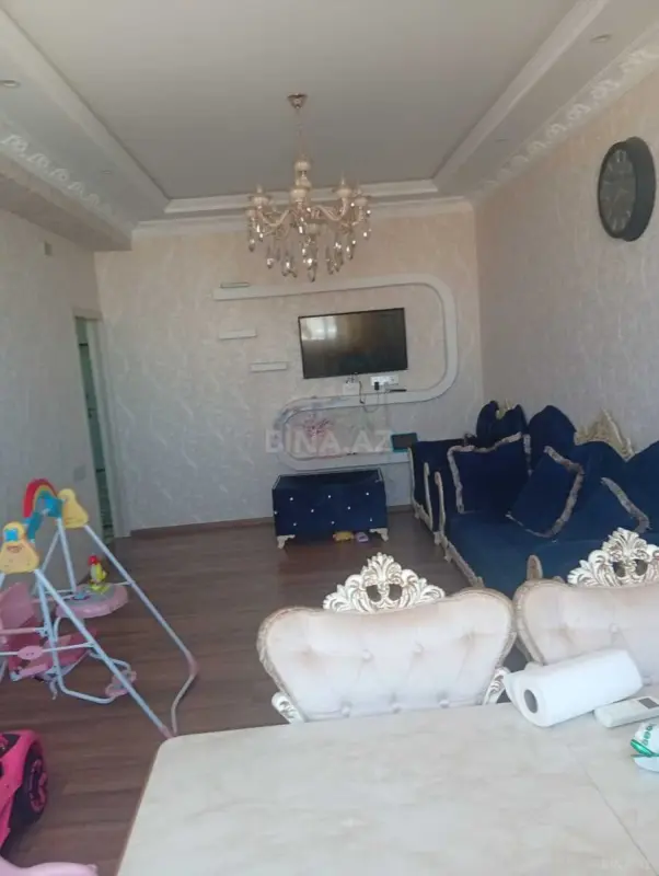 Satılır 2 otaqlı mənzil 71 m²
