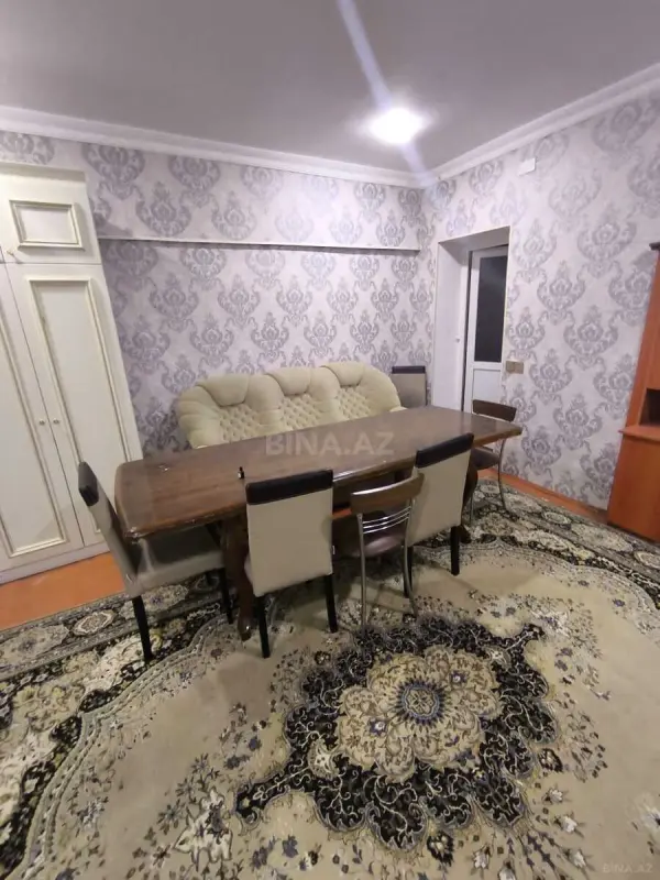 Kirayə verilir 3 otaqlı mənzil 120 m²