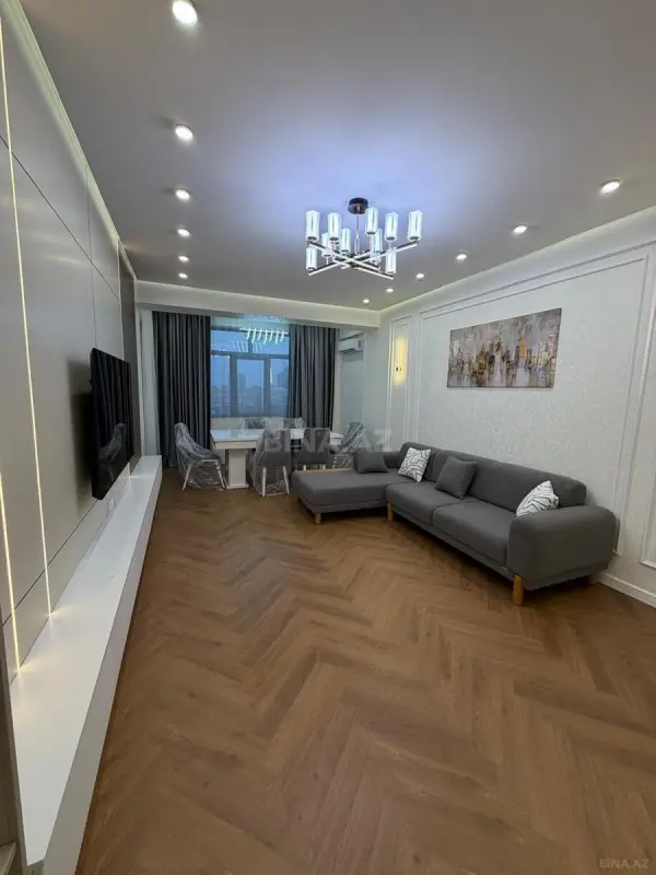 Kirayə verilir 3 otaqlı mənzil 165 m²