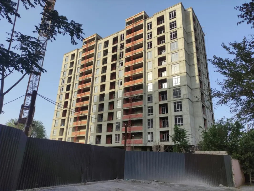 Satılır 1 otaqlı mənzil 68 m²