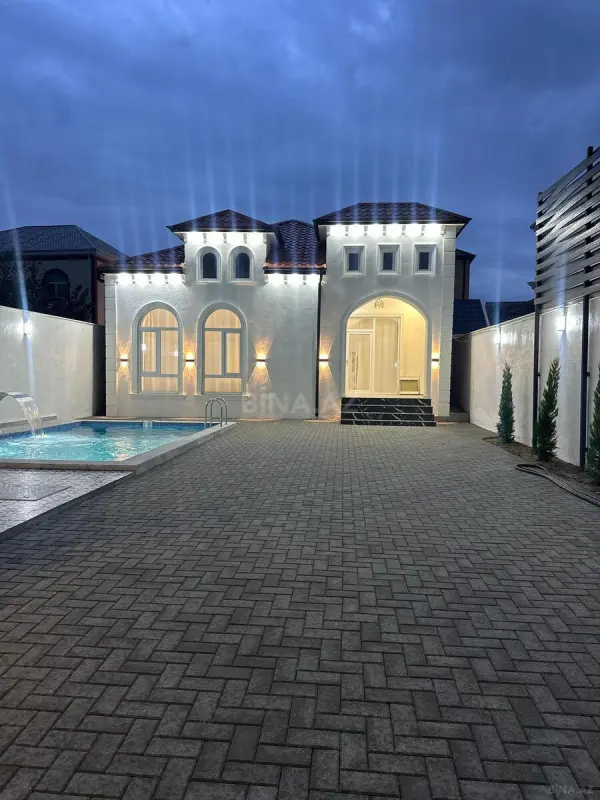 Satılır 4 otaqlı həyət evi 150 m²