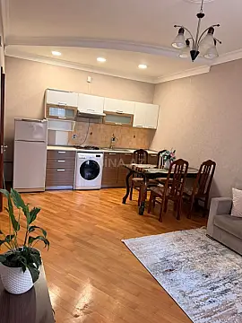 Satılır 2 otaqlı mənzil 50 m² — Bakı, İnşaatçılar 2 otaq 50.00 m²