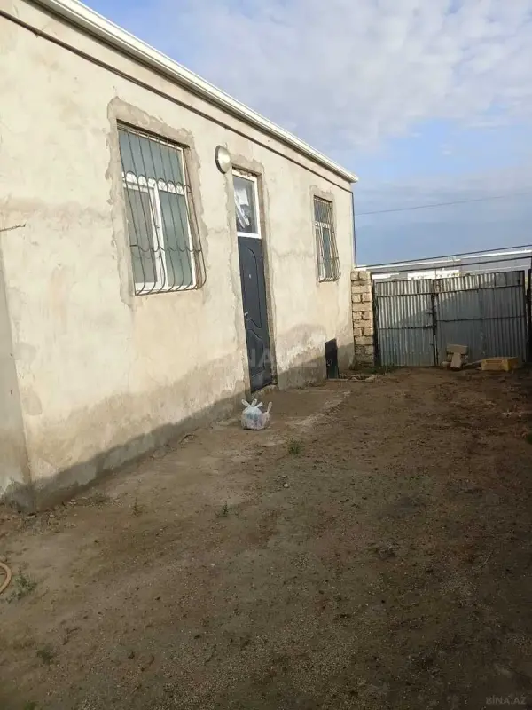 Satılır 3 otaqlı həyət evi 81 m²