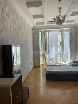 Kirayə verilir 3 otaqlı mənzil 125 m² — Bakı 3 otaq 125.00 m²