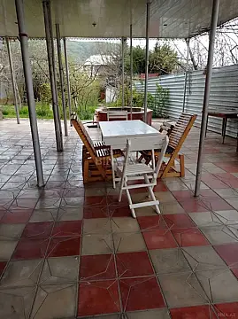 Kirayə verilir 5 otaqlı həyət evi 200 m² — Şəki 5 otaq 200.00 m²