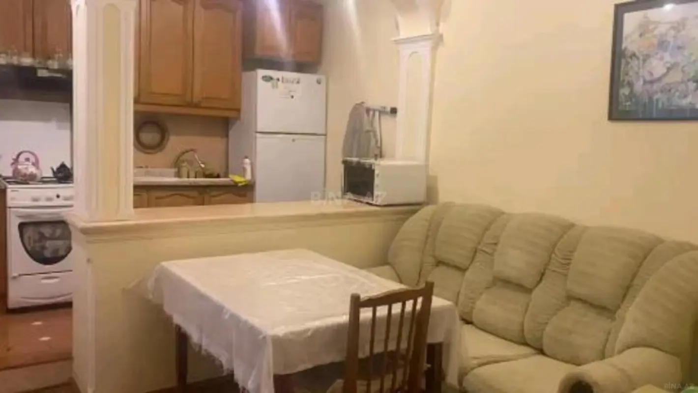 Kirayə verilir 2 otaqlı mənzil 100 m²