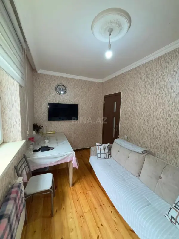 Satılır 2 otaqlı həyət evi 70 m²