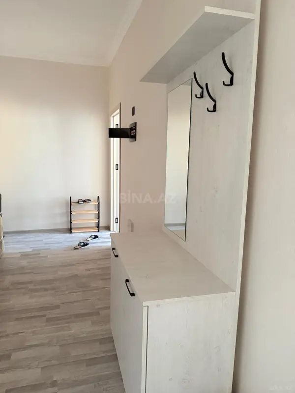 Kirayə verilir 2 otaqlı mənzil 75 m²